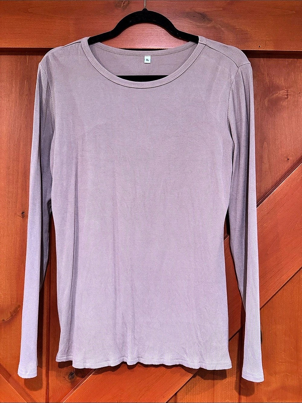 Amazon Long Sleeve Ribbed Top in mauve Like New